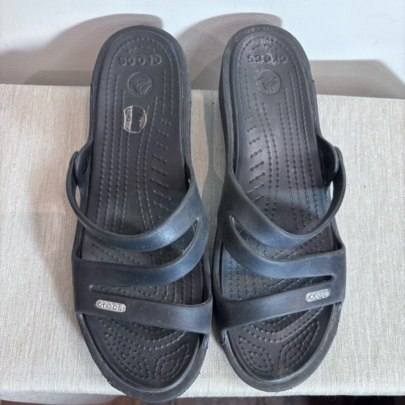 CROCS Sz 9 Patricia Strappy Lightweight All Day Comfort Insole Slip On Sandals - Picture 3 of 10